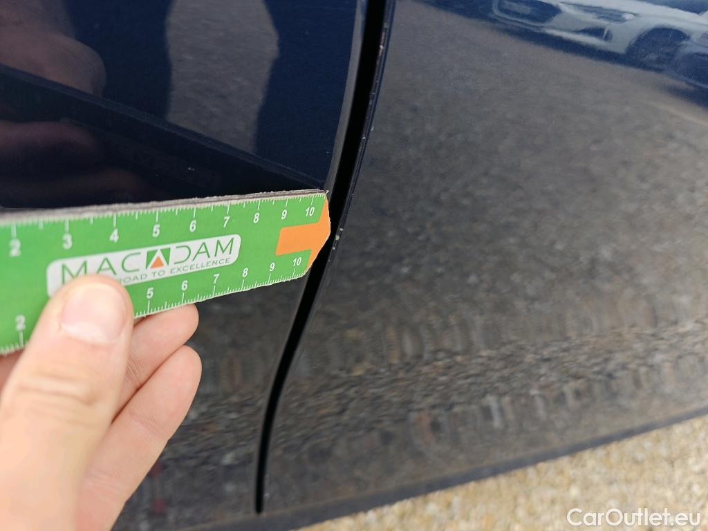  Land Rover  Discovery BMW Serie 3 / 2019 / 5P / familiar 320d Auto.Touring #21