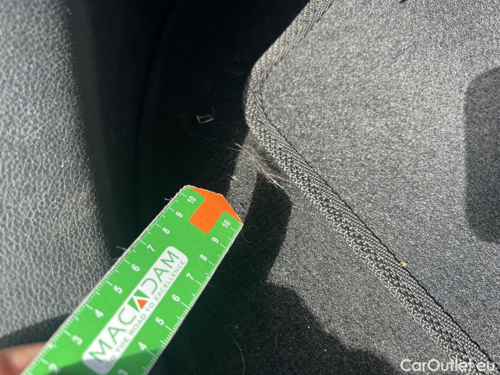 Hyundai  Santa Fe HYUNDAI  / 2021 / 5P / todoterreno 1.6 TGDi PHEV Style Auto 4x4 #5