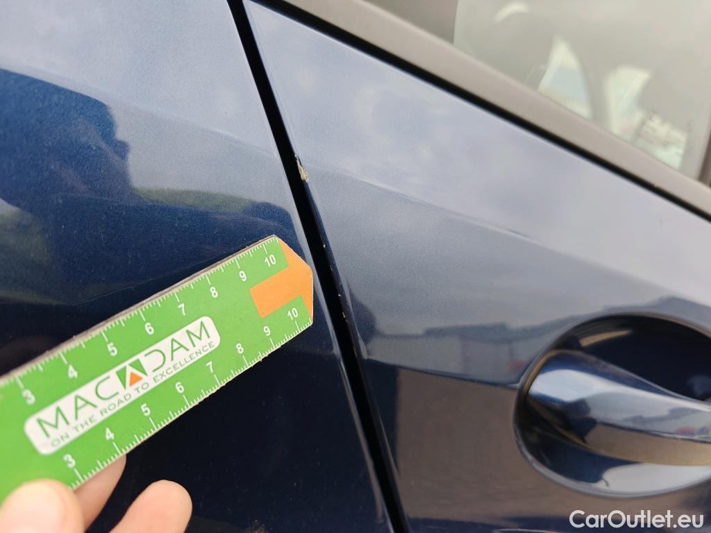  Land Rover  Discovery BMW Serie 3 / 2019 / 5P / familiar 320d Auto.Touring #8