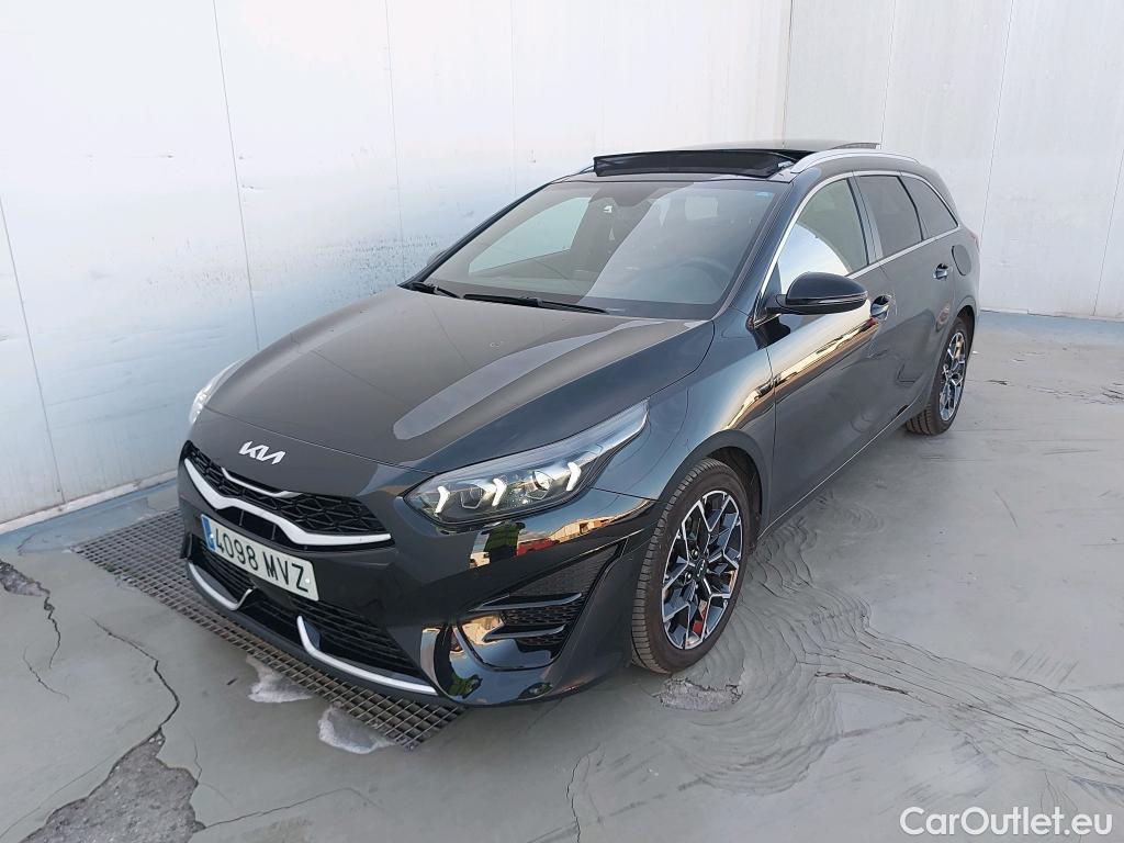 KIA  Cee'd KIA Ceed Tourer / 2021 / 5P / familiar Tourer 1.5 MHEV 103kW(140CV) GT Line DCT #1