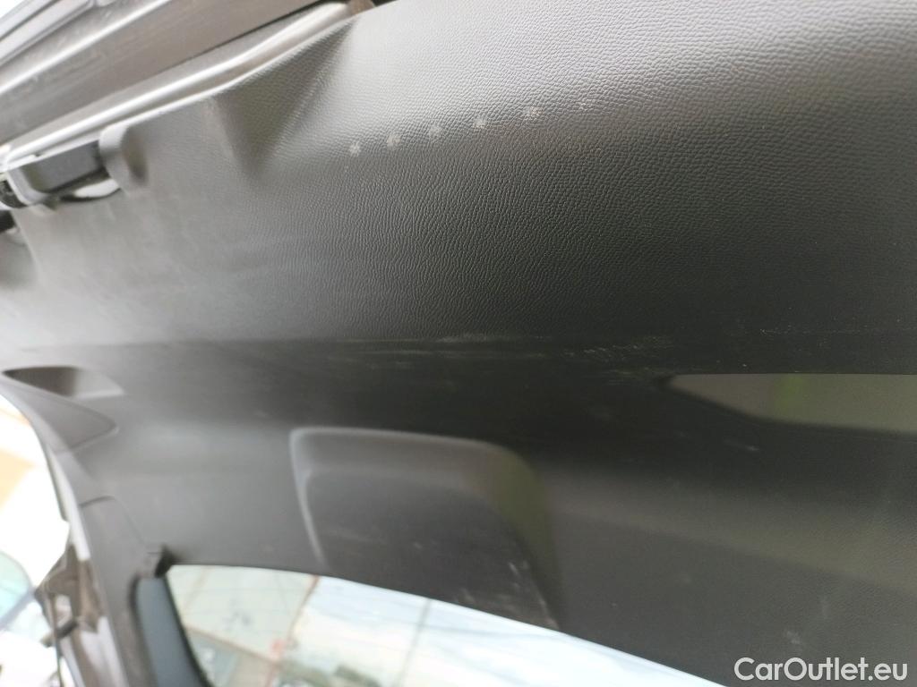 Citroen  DS3 DS DS 3 Crossback / 2018 / 5P / todoterreno PureTech 73 kW Manual SO CHIC #26