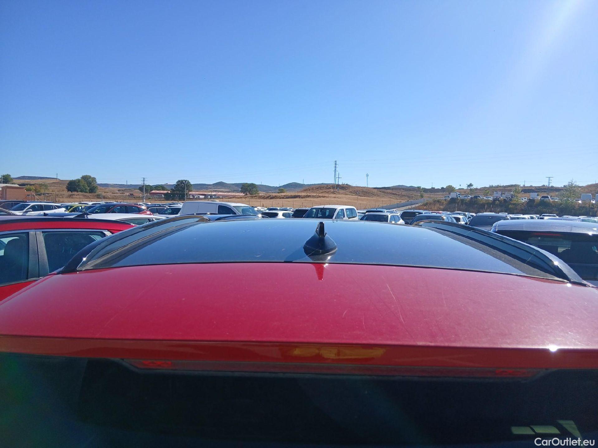 Hyundai  Tucson HYUNDAI  / 2020 / 5P / todoterreno 1.6 TGDI 169kW HEV Style Teal Auto #9