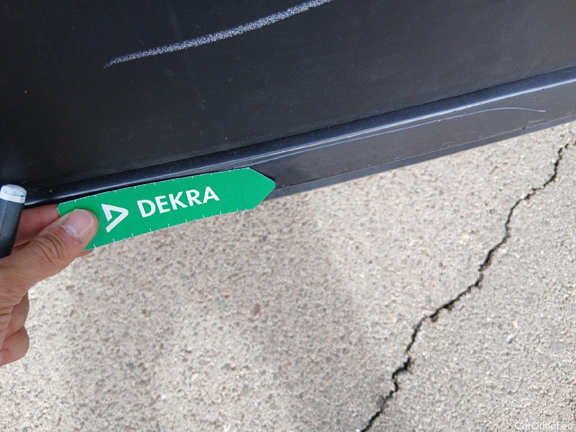  Bmw  X1 BMW  sDrive18i #22