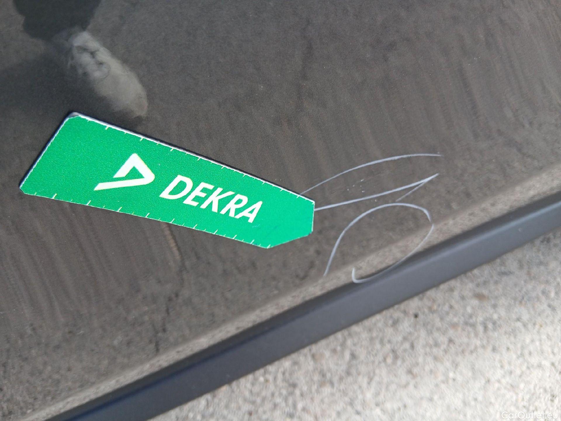  Bmw  X1 BMW  sDrive18i #13