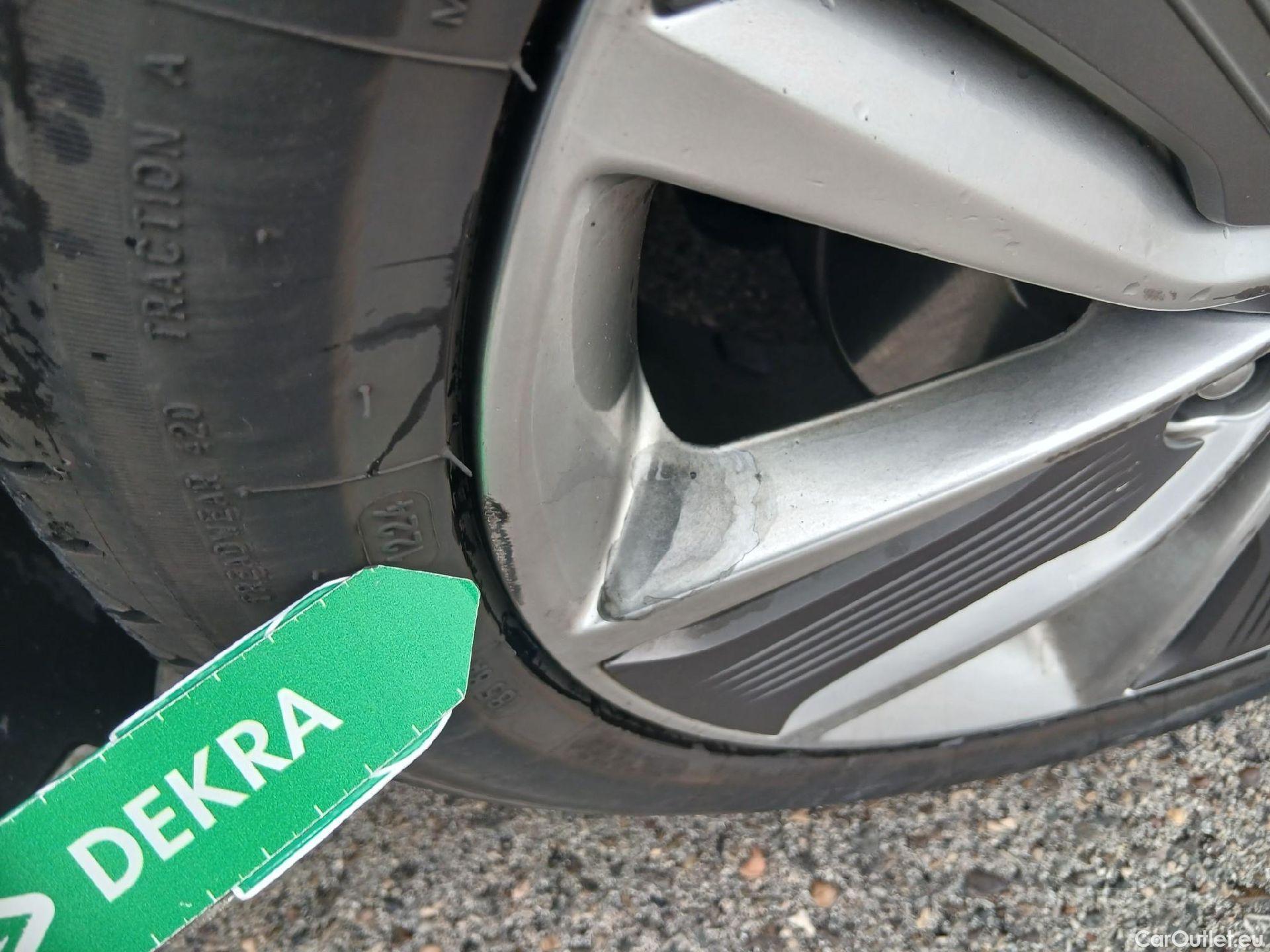  Hyundai   Ioniq HYUNDAI / 2016 / 5P / berlina con portón 1.6 GDI HEV Tecno DCT (AC) #15