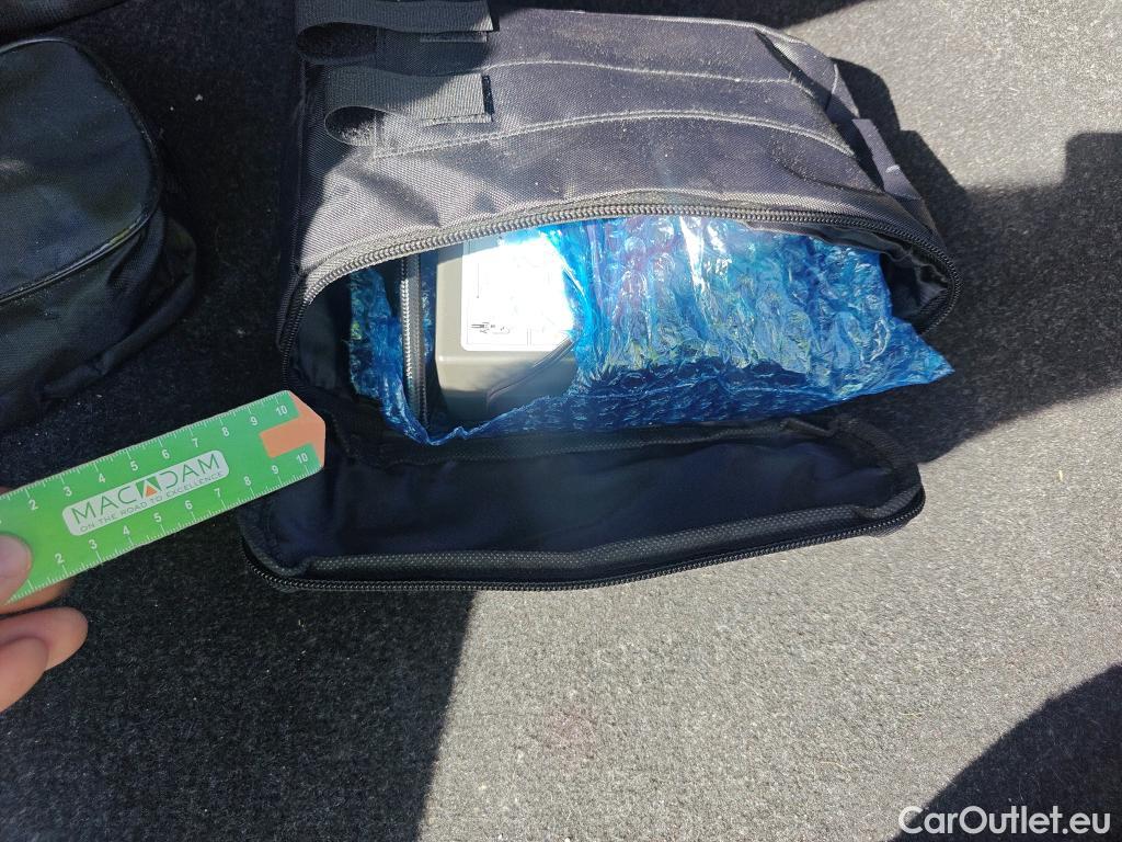 Fiat  500 FIAT  / 2015 / 3P / berlina con portón Red 1.0 Hybrid 51KW (70 CV)(SP)(SL) (AC4) #1