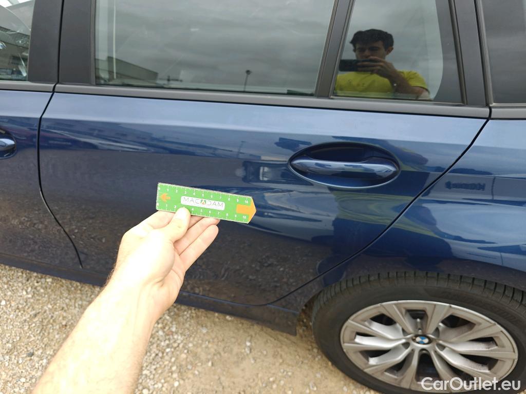  Land Rover  Discovery BMW Serie 3 / 2019 / 5P / familiar 320d Auto.Touring #26