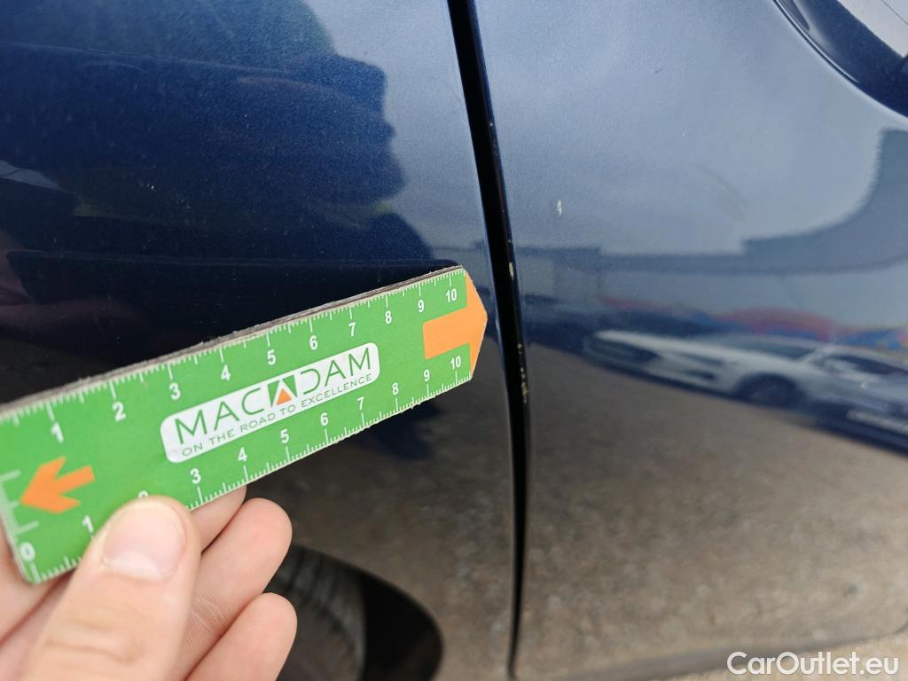  Land Rover  Discovery BMW Serie 3 / 2019 / 5P / familiar 320d Auto.Touring #7