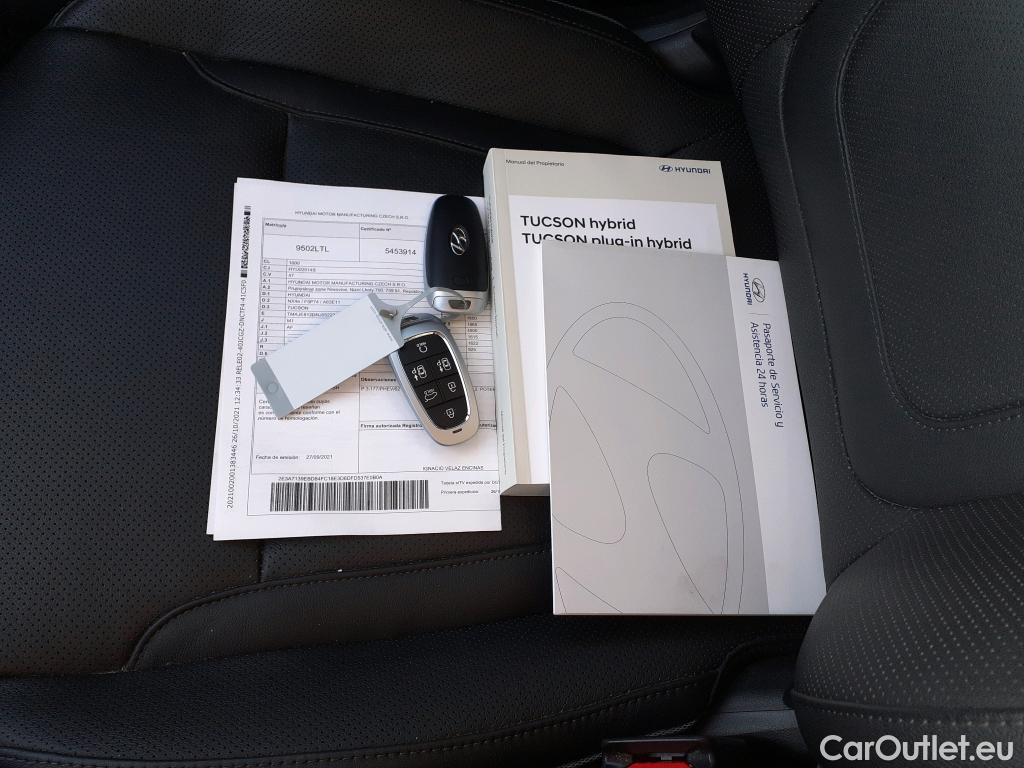 Hyundai  Tucson HYUNDAI  / 2020 / 5P / todoterreno 1.6 TGDI PHEV 195kW Style Auto 4x4 #9
