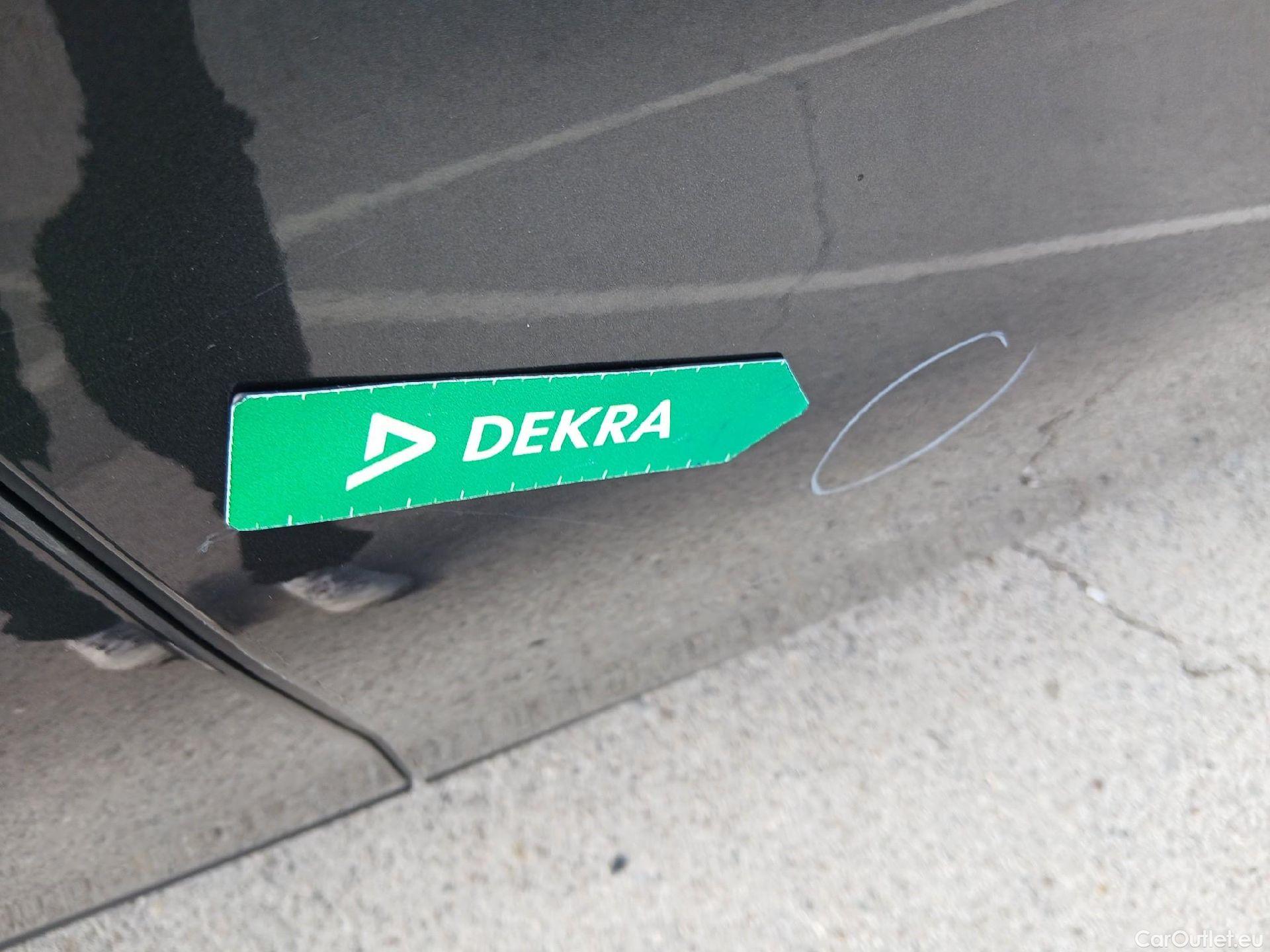  Bmw  X1 BMW  sDrive18i #36