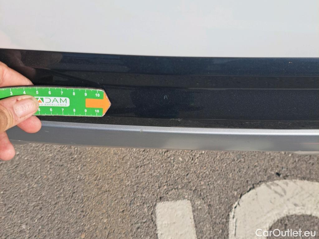  Audi  Q2 AUDI  / 2016 / 5P / todoterreno Design 35 TFSI 110kW (150CV) S tronic #33