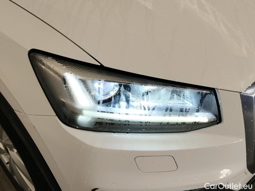 Audi  Q2 AUDI  / 2016 / 5P / todoterreno Advanced 30 TFSI 85kW (116CV) #16