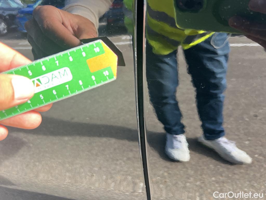 Hyundai  Santa Fe HYUNDAI  / 2021 / 5P / todoterreno 1.6 TGDi PHEV Style Auto 4x4 #2