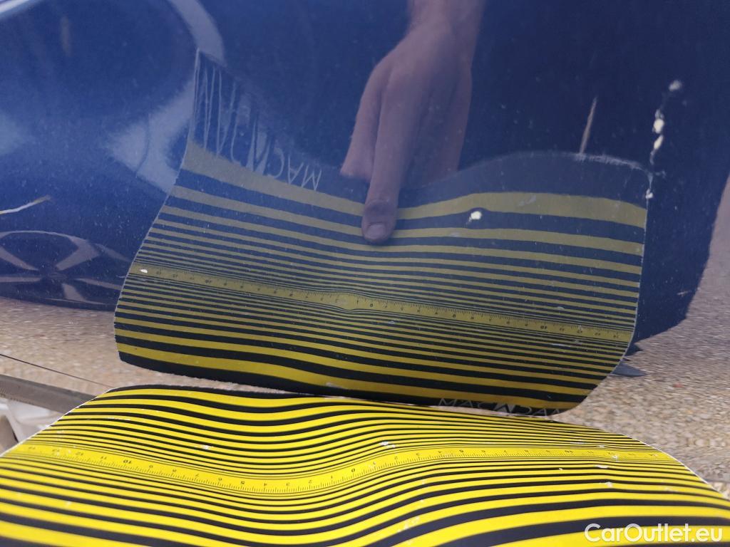  Land Rover  Discovery BMW Serie 3 / 2019 / 5P / familiar 320d Auto.Touring #9