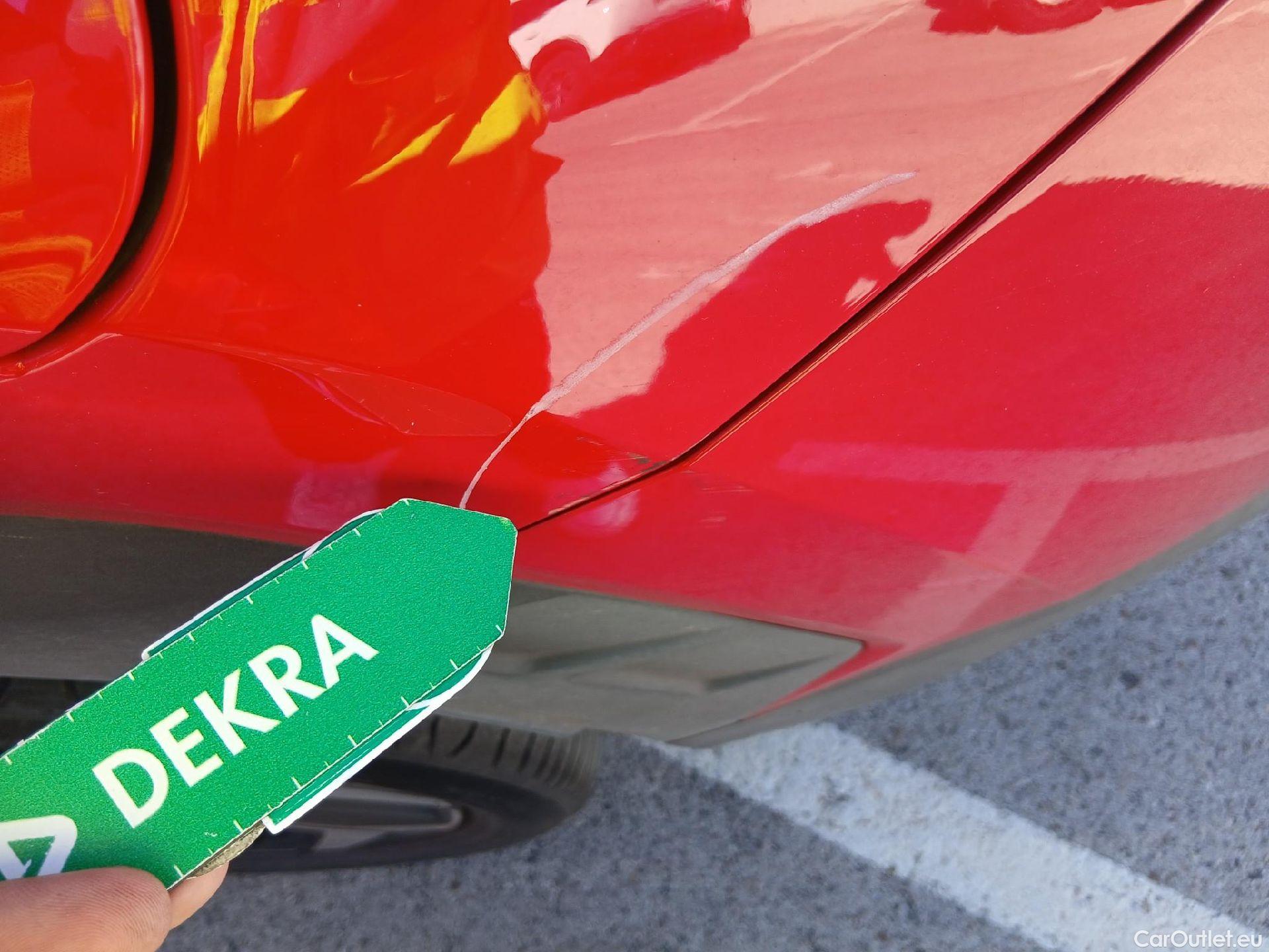 Hyundai  Tucson HYUNDAI  / 2020 / 5P / todoterreno 1.6 TGDI 169kW HEV Style Teal Auto #16