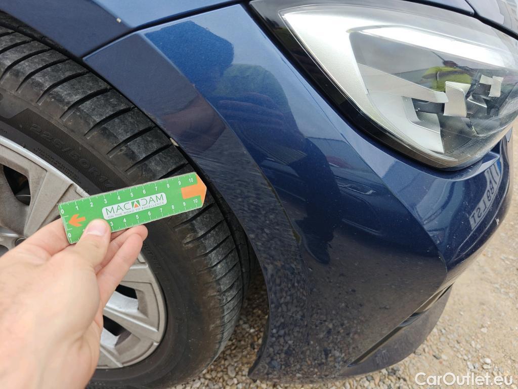  Land Rover  Discovery BMW Serie 3 / 2019 / 5P / familiar 320d Auto.Touring #37