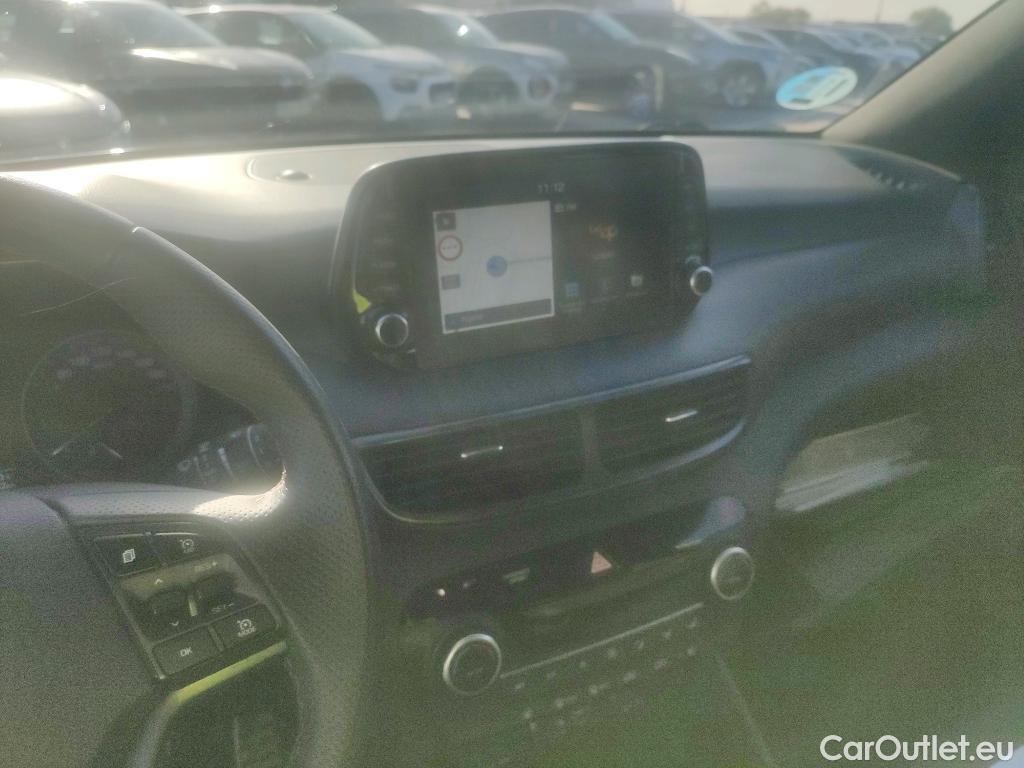 Hyundai  Tucson HYUNDAI  / 2018 / 5P / todoterreno 1.6 CRDI 100kW (136CV) 48V N-Line 4X2 #13