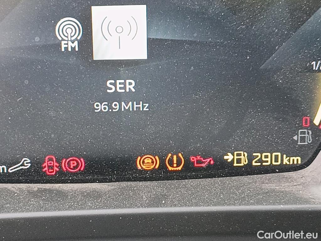 Citroen  DS3 DS DS 3 Crossback / 2018 / 5P / todoterreno PureTech 73 kW Manual SO CHIC #40