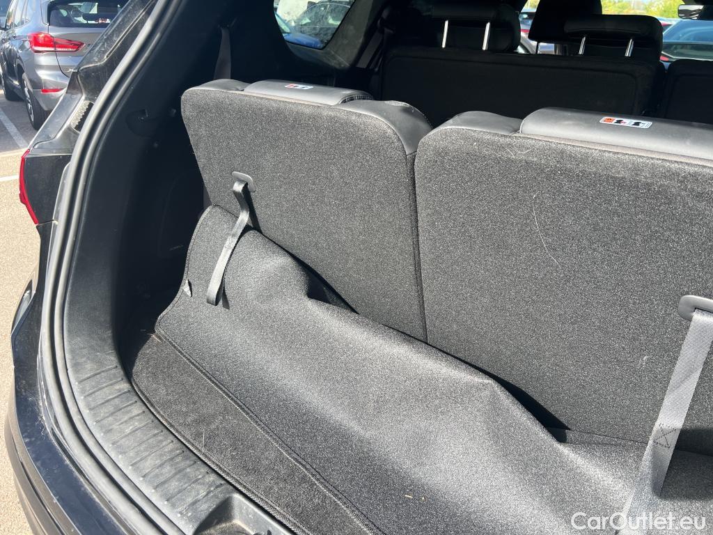 Hyundai  Santa Fe HYUNDAI  / 2021 / 5P / todoterreno 1.6 TGDi PHEV Style Auto 4x4 #4