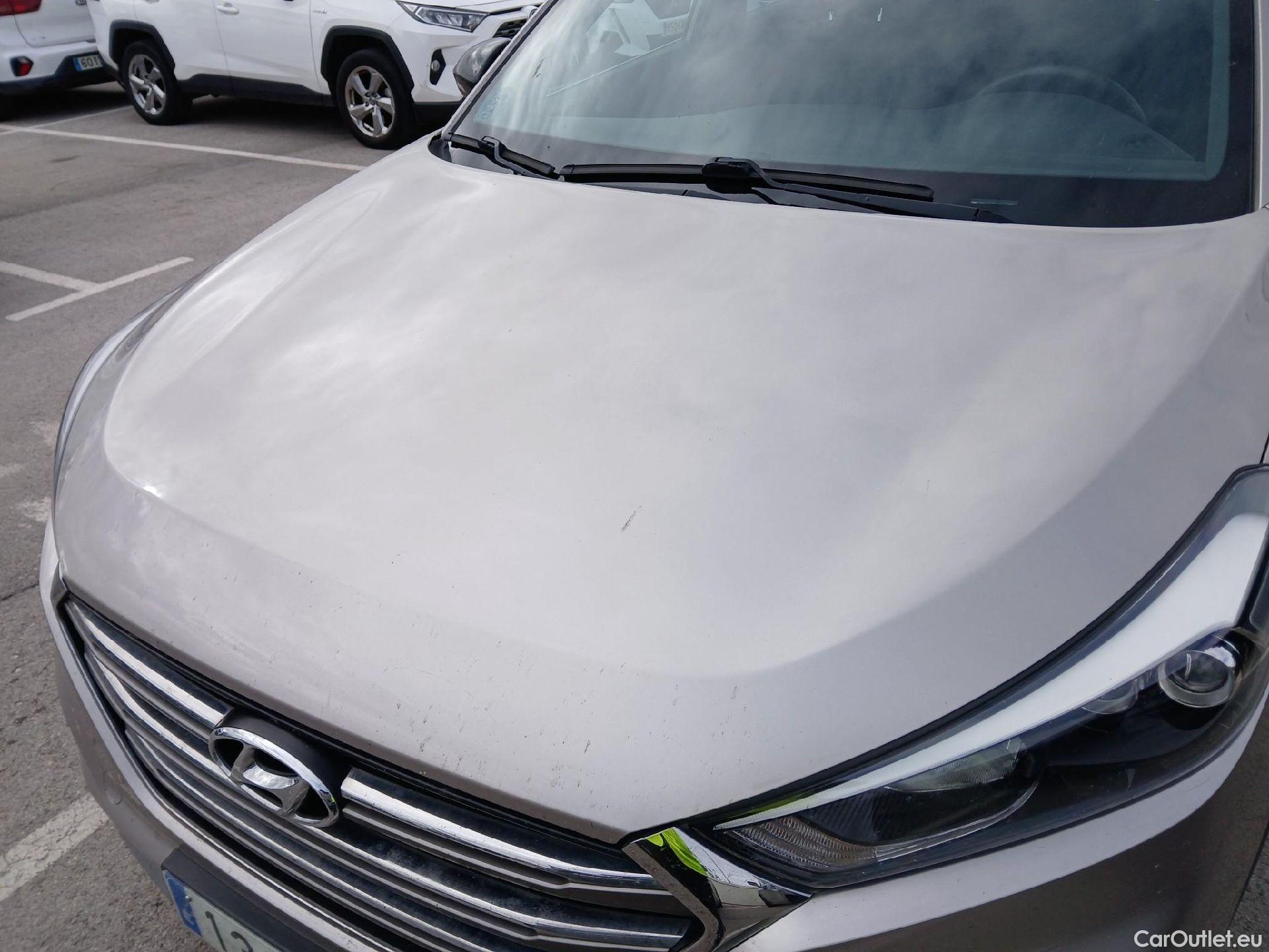 Hyundai  Tucson HYUNDAI  / 2015 / 5P / todoterreno 1.7 CRDi 104kW (141CV) BD Go! DCT 4x2(SP) #5