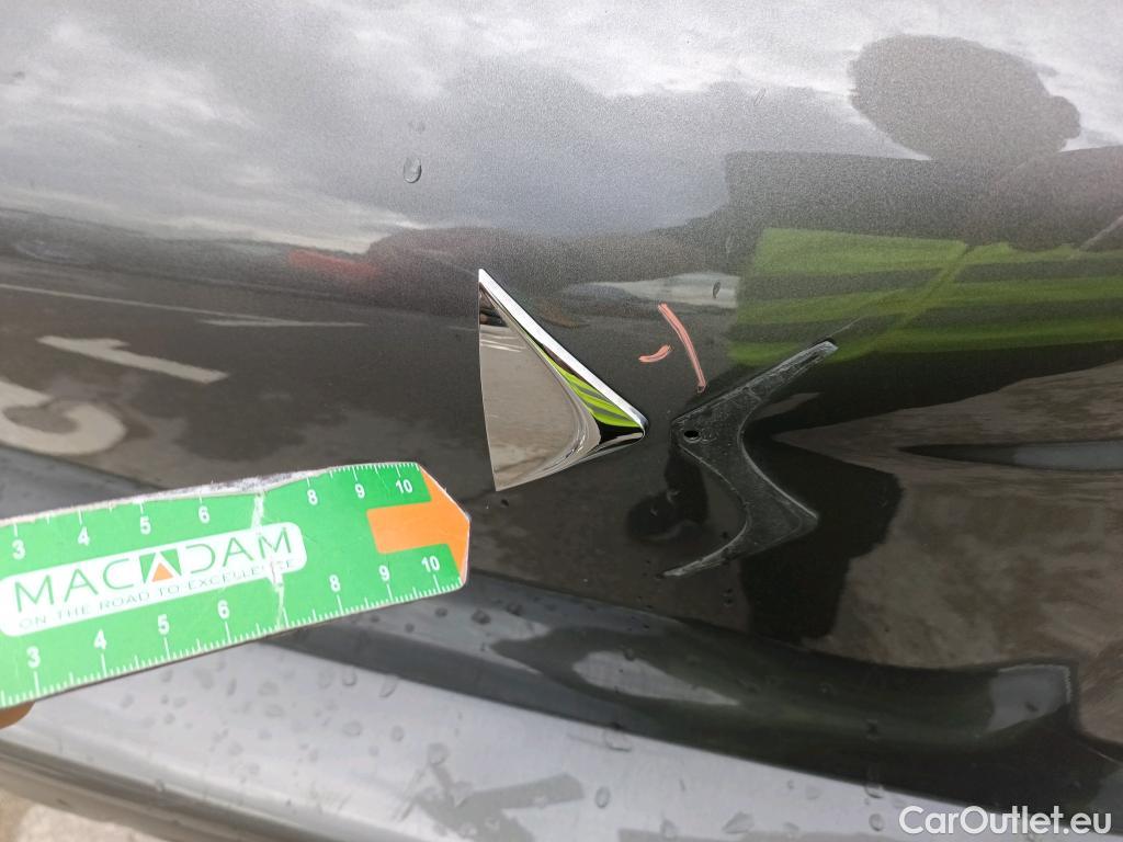 Citroen  DS3 DS DS 3 Crossback / 2018 / 5P / todoterreno PureTech 73 kW Manual SO CHIC #36