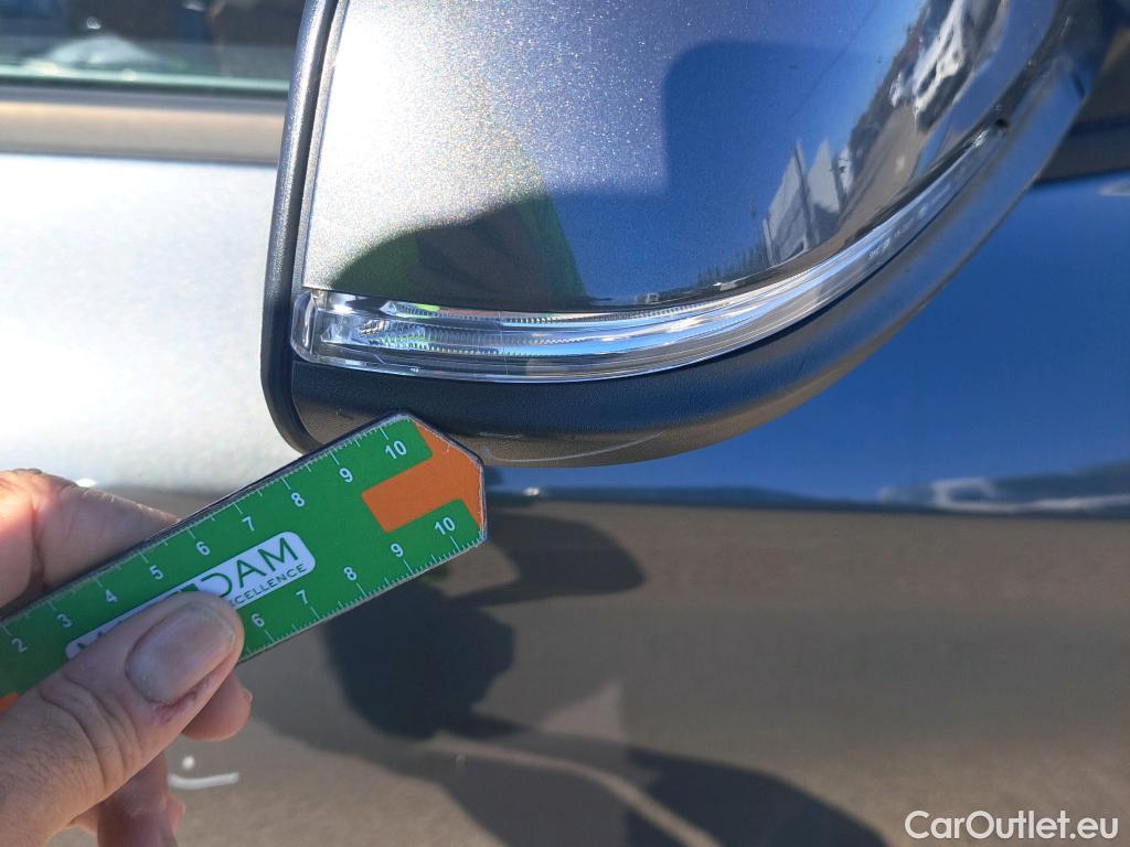  Bmw  X1 BMW  / 2019 / 5P / todoterreno sDrive18d #36