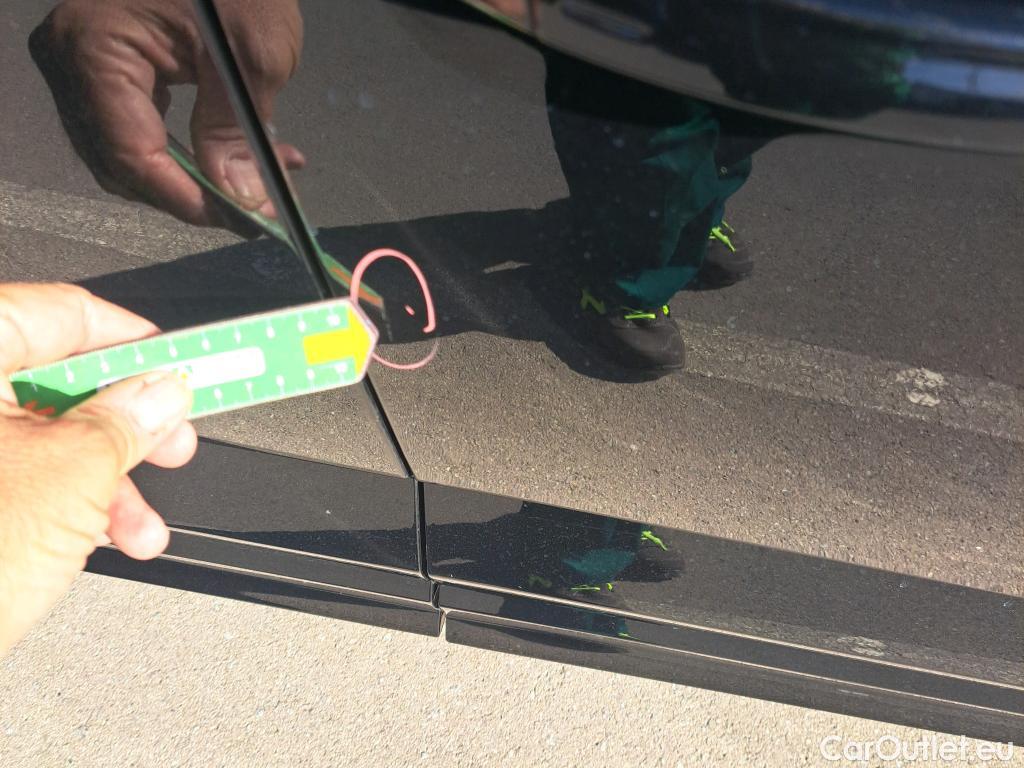  Audi  Q3 AUDI  Sportback / 2019 / 5P / todoterreno RS 2.5 TFSI quattro #30