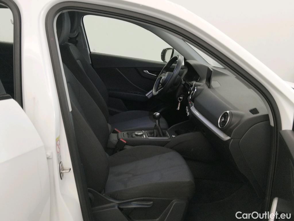 Audi  Q2 AUDI  / 2016 / 5P / todoterreno Advanced 30 TFSI 85kW (116CV) #6