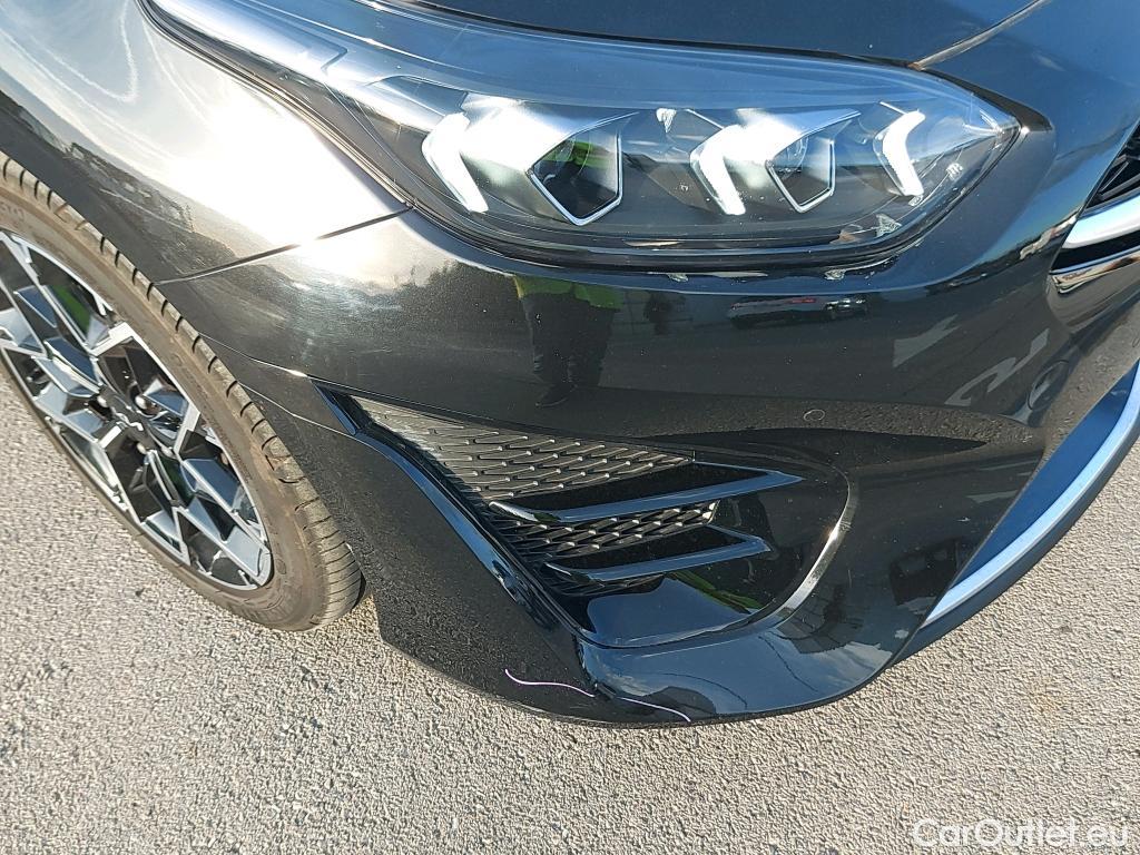 KIA  Cee'd KIA Ceed Tourer / 2021 / 5P / familiar Tourer 1.5 MHEV 103kW(140CV) GT Line DCT #9