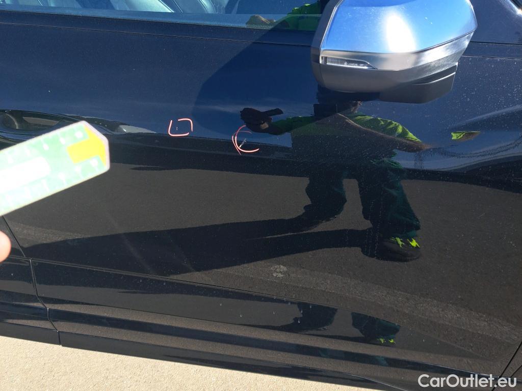  Audi  Q3 AUDI  Sportback / 2019 / 5P / todoterreno RS 2.5 TFSI quattro #28