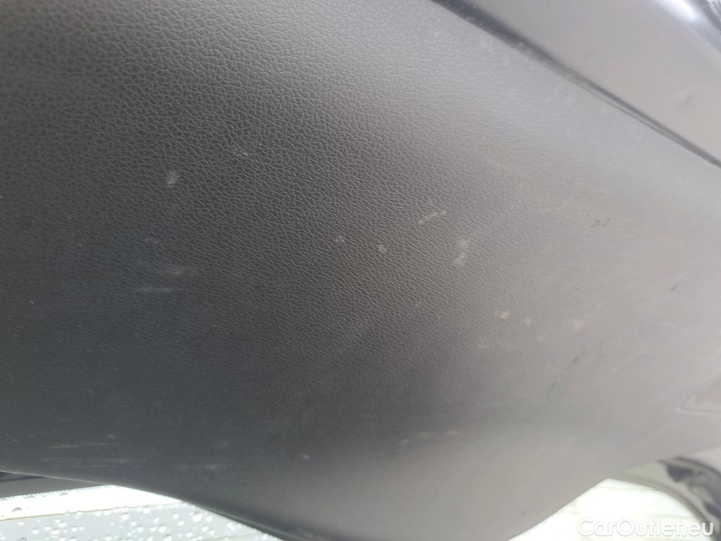 Hyundai  i10 HYUNDAI  / 2020 / 5P / berlina con portón 1.0 Tecno #12