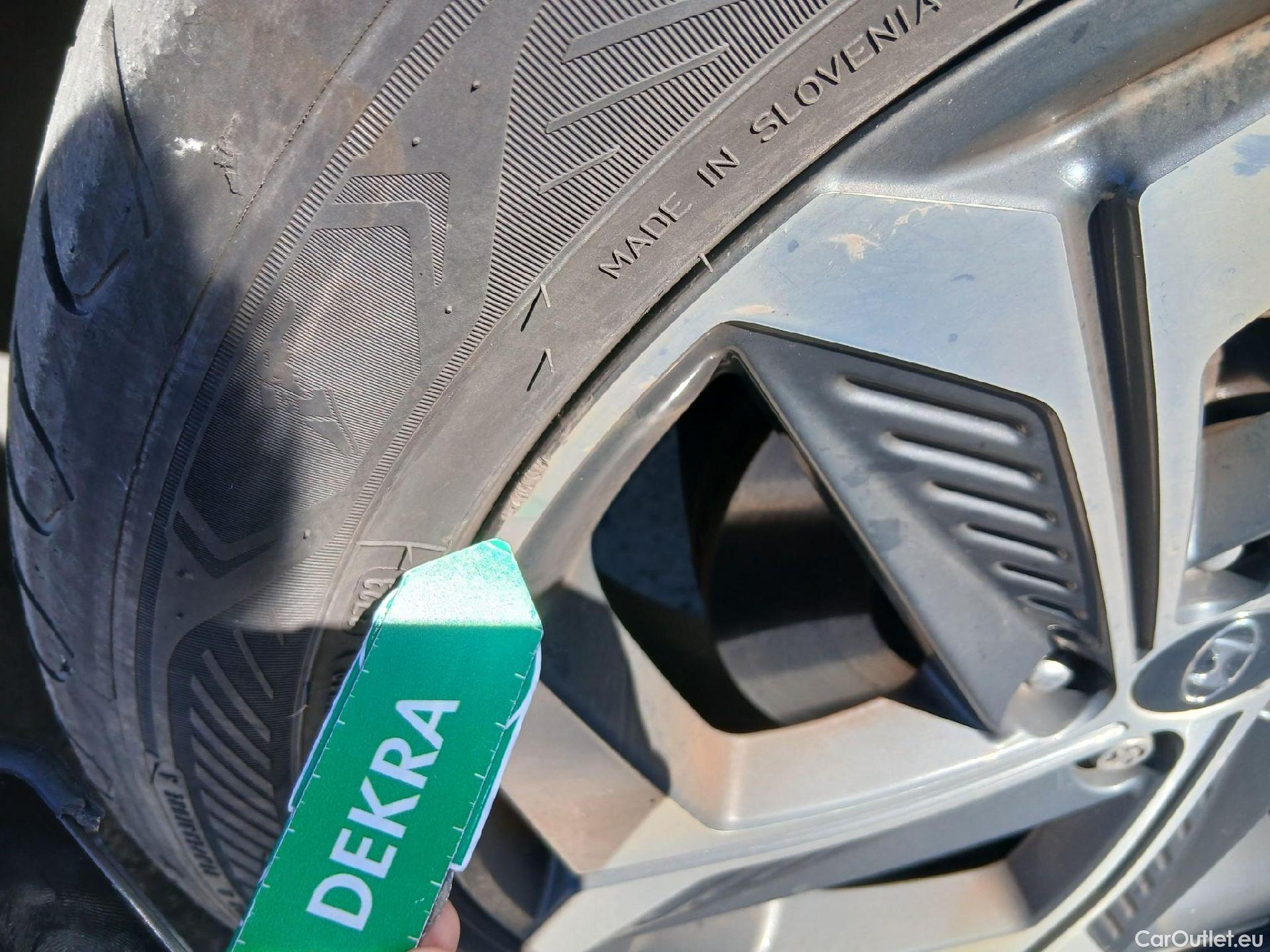 Hyundai  Tucson HYUNDAI  / 2020 / 5P / todoterreno 1.6 TGDI 169kW HEV Style Teal Auto #7