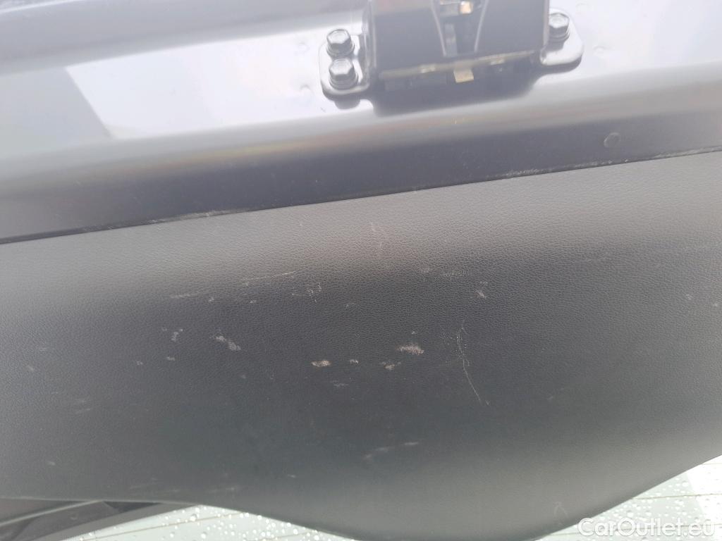 Hyundai  i10 HYUNDAI  / 2020 / 5P / berlina con portón 1.0 Tecno #13