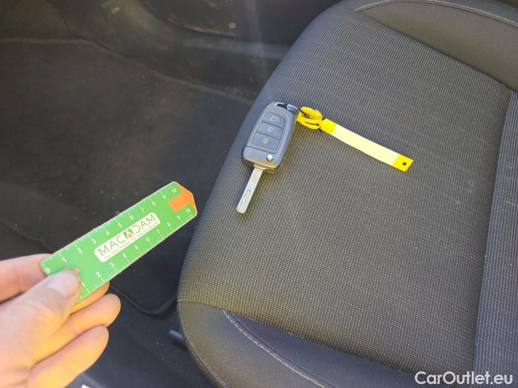 Hyundai  Konna HYUNDAI Kona / 2020 / 5P / todoterreno 1.6 GDI HEV Maxx DCT #2