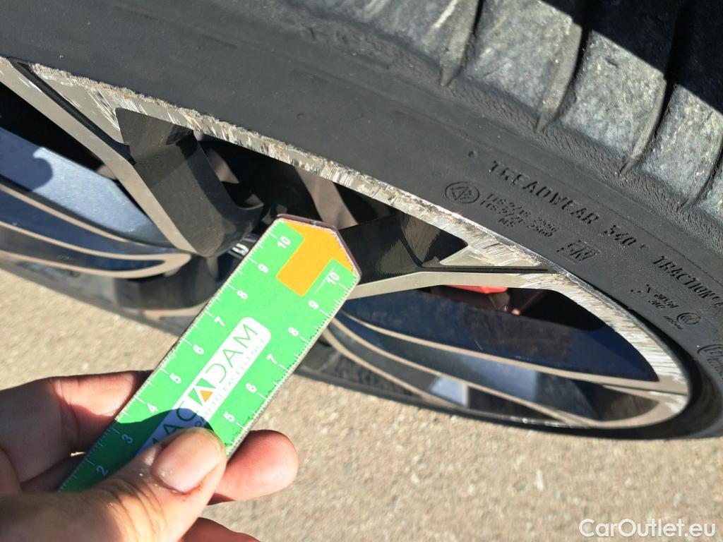  Audi  Q3 AUDI  Sportback / 2019 / 5P / todoterreno RS 2.5 TFSI quattro #6