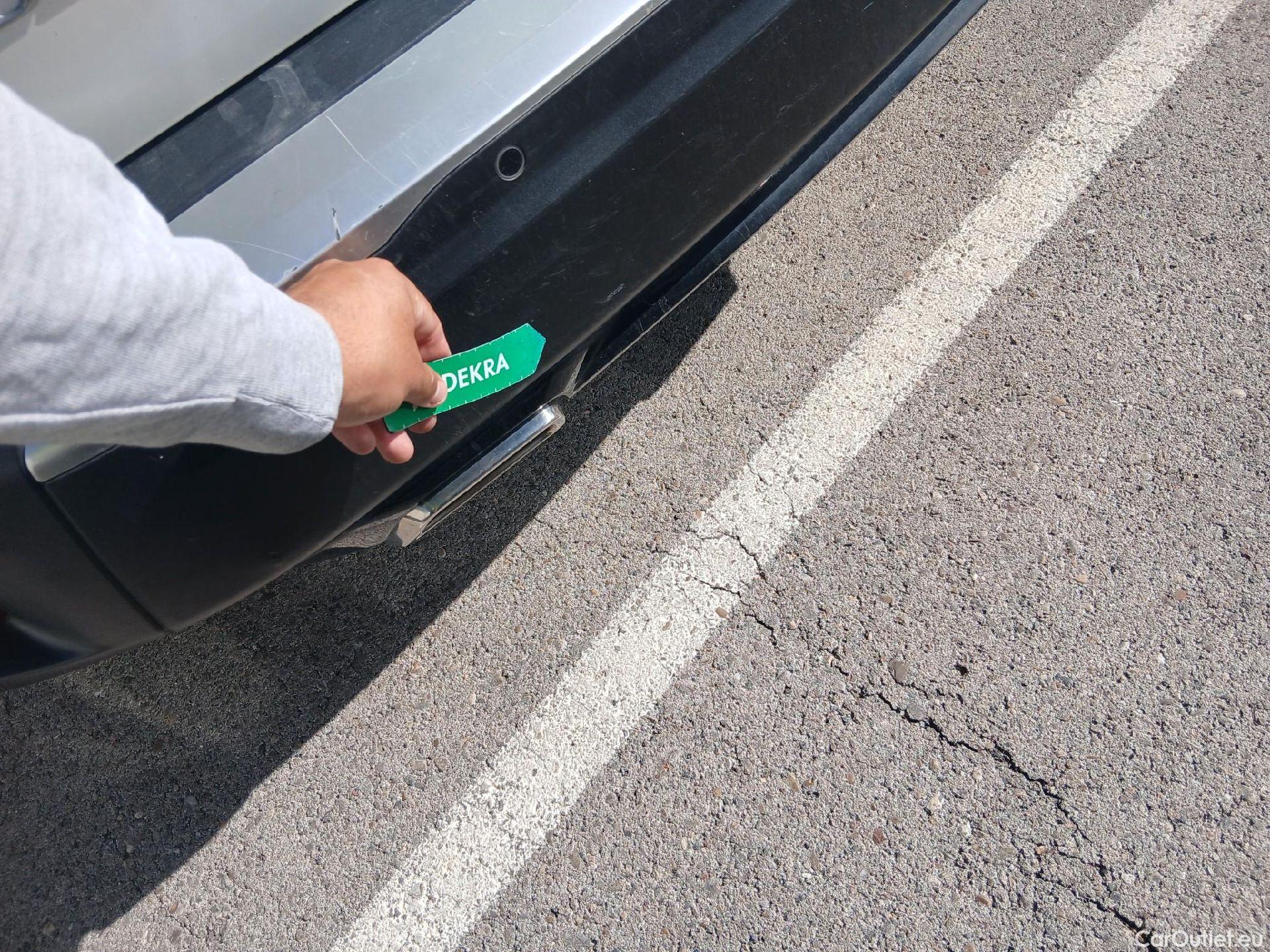 Peugeot  2008 PEUGEOT  / 2019 / 5P / todoterreno Allure Pack Puretech 130 S&S EAT8 #27