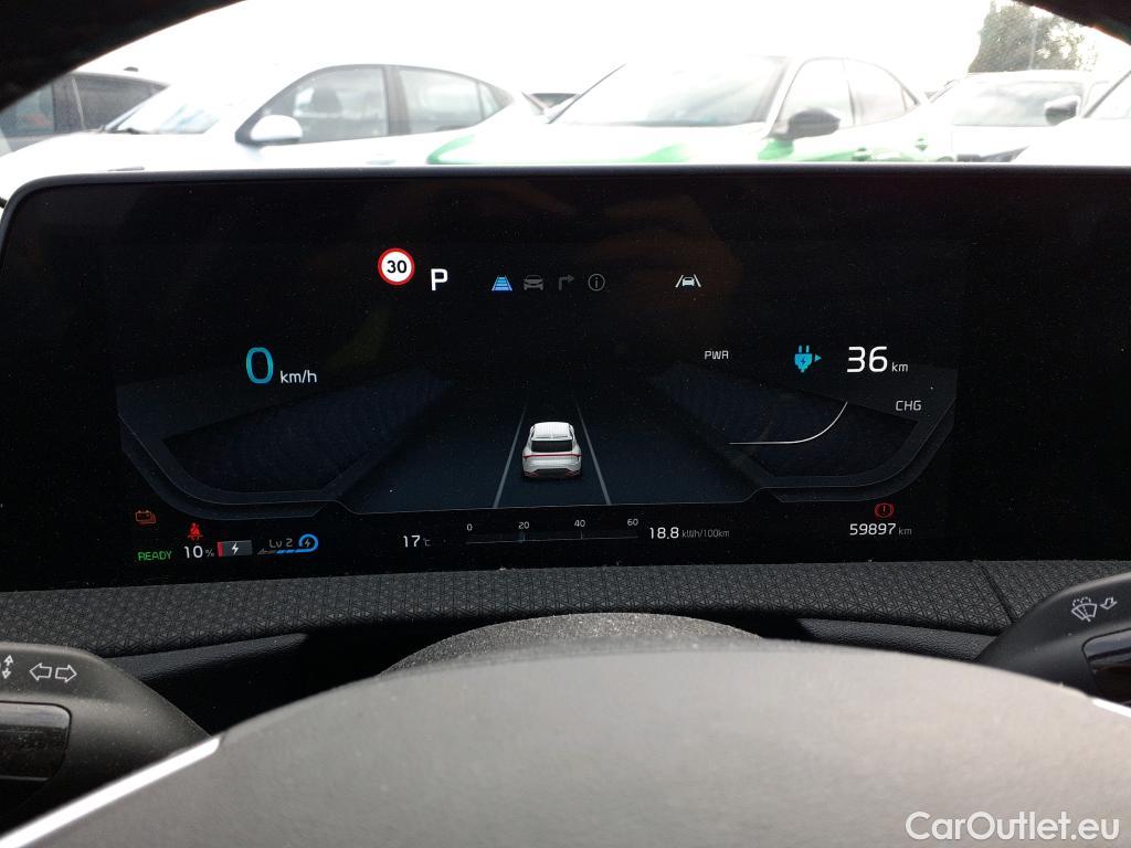 KIA  Ev6 KIA  / 2021 / 5P / todoterreno Air 77,4kWh 168kW RWD (Long Range) #4