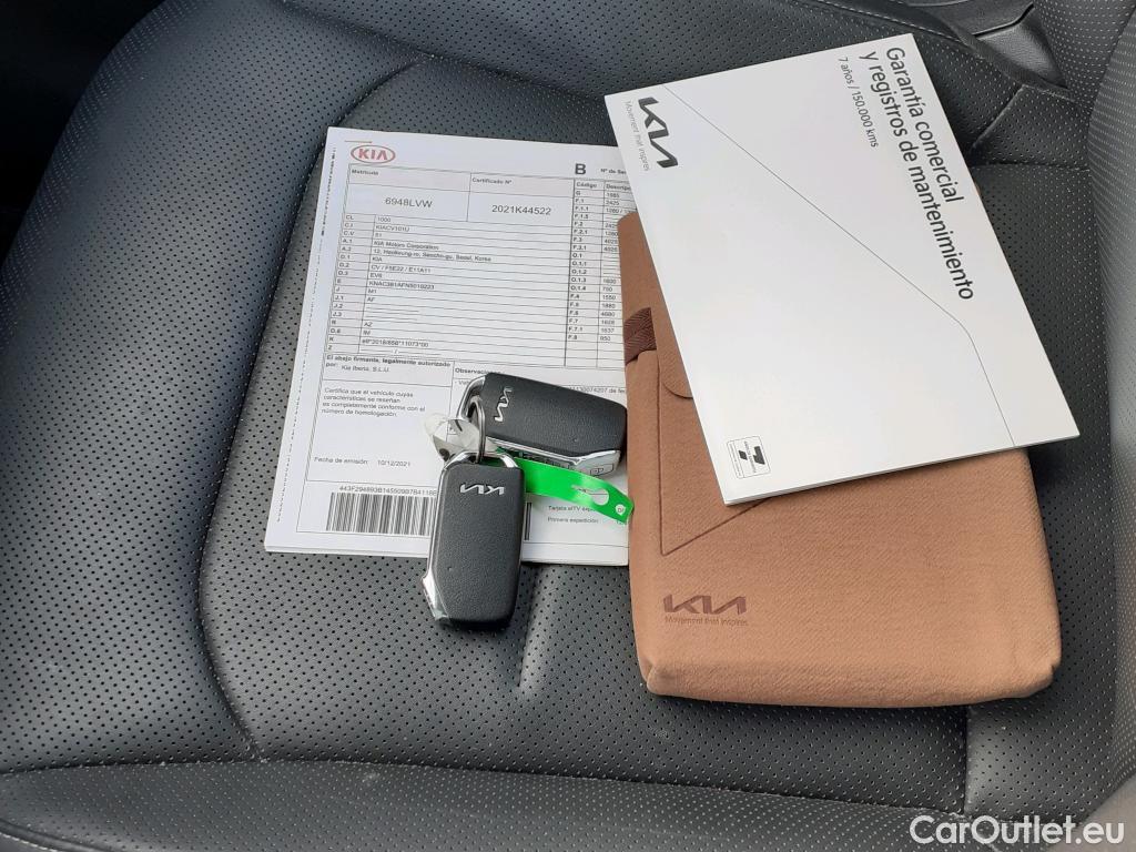 KIA  Ev6 KIA  / 2021 / 5P / todoterreno Air 77,4kWh 168kW RWD (Long Range) #19
