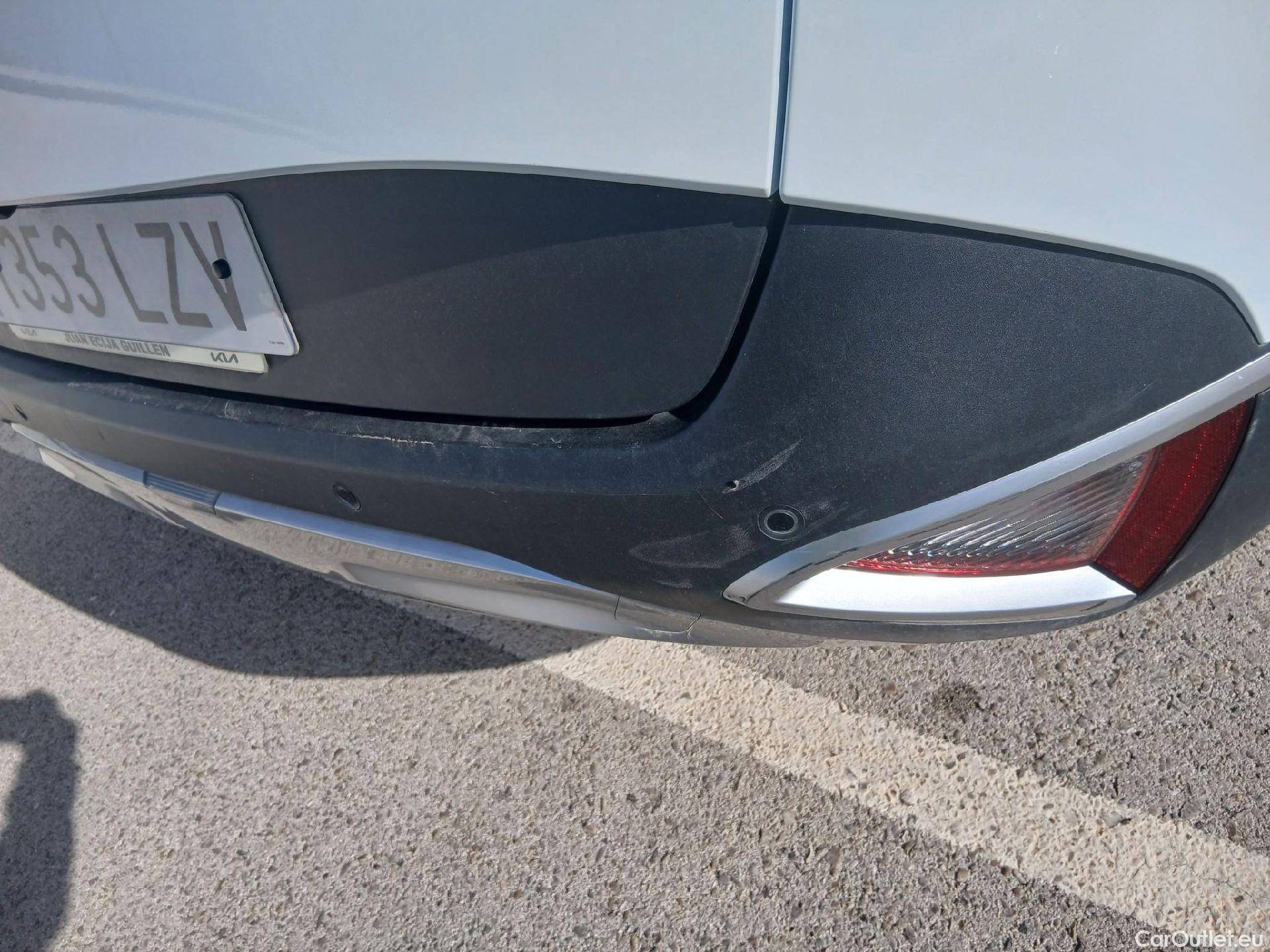  KIA  Sportage KIA  / 2022 / 5P / todoterreno 1.6 CRDi MHEV 100kW Business 4X4 DCT #25