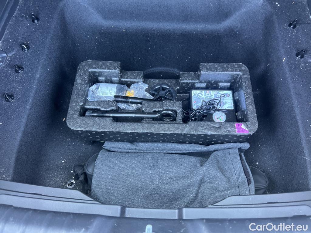 KIA  Niro  Hybrid Drive 1.6 AT6 E6d #10