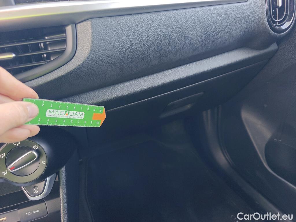 KIA  Picanto KIA  / 2020 / 5P / berlina con portón 1.0 DPi 49kW (67CV) Concept Pack Comfort #6