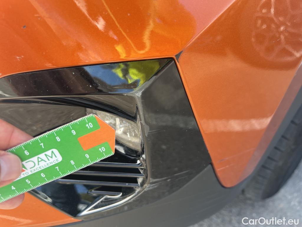  Peugeot  2008 PEUGEOT  / 2019 / 5P / todoterreno Allure BlueHDI 130 S&S EAT8 #35