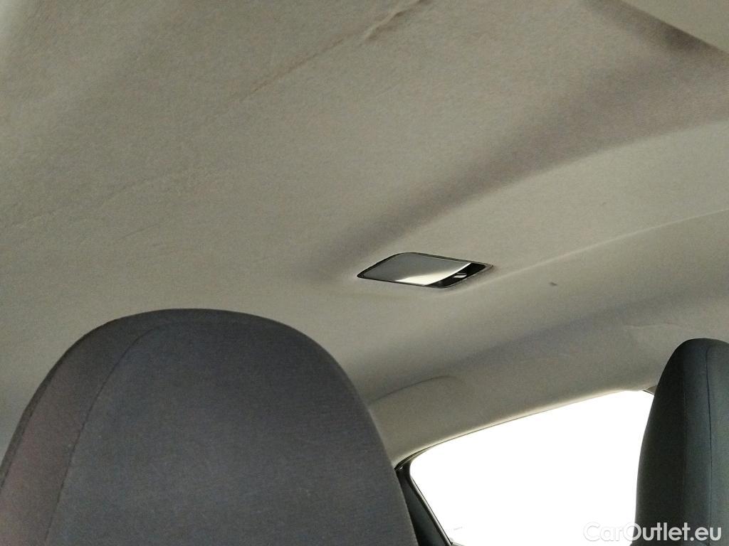 Nissan  Juke NISSAN  / 2019 / 5P / crossover DIG-T 84 kW (114 CV) 6M/T Acenta #12