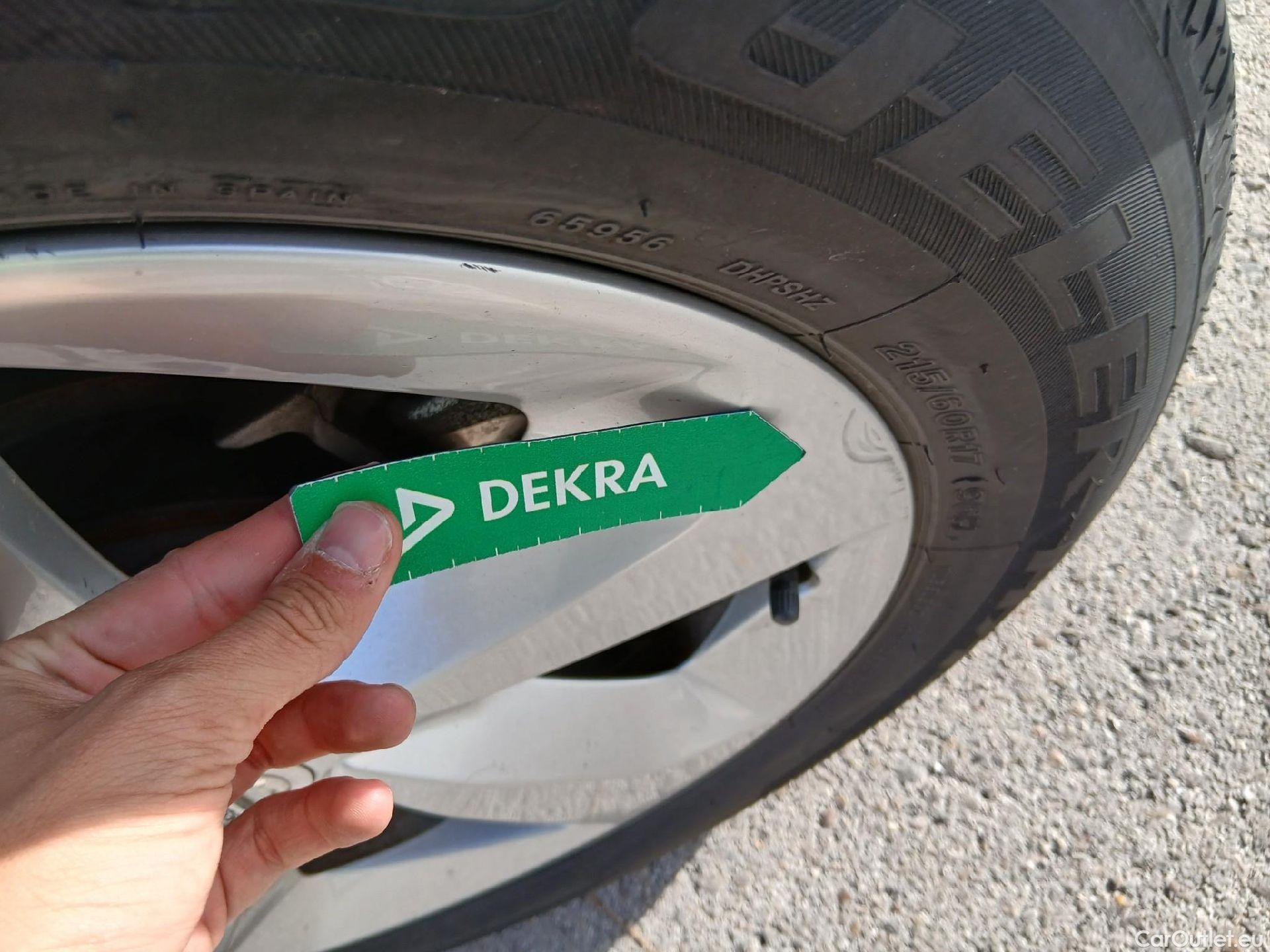 Nissan  Qashqai NISSAN  / 2017 / 5P / todoterreno DIG-T 103 kW (140 CV) E6D ACENTA #27