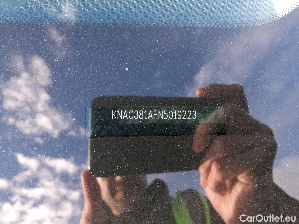 KIA  Ev6 KIA  / 2021 / 5P / todoterreno Air 77,4kWh 168kW RWD (Long Range) #20