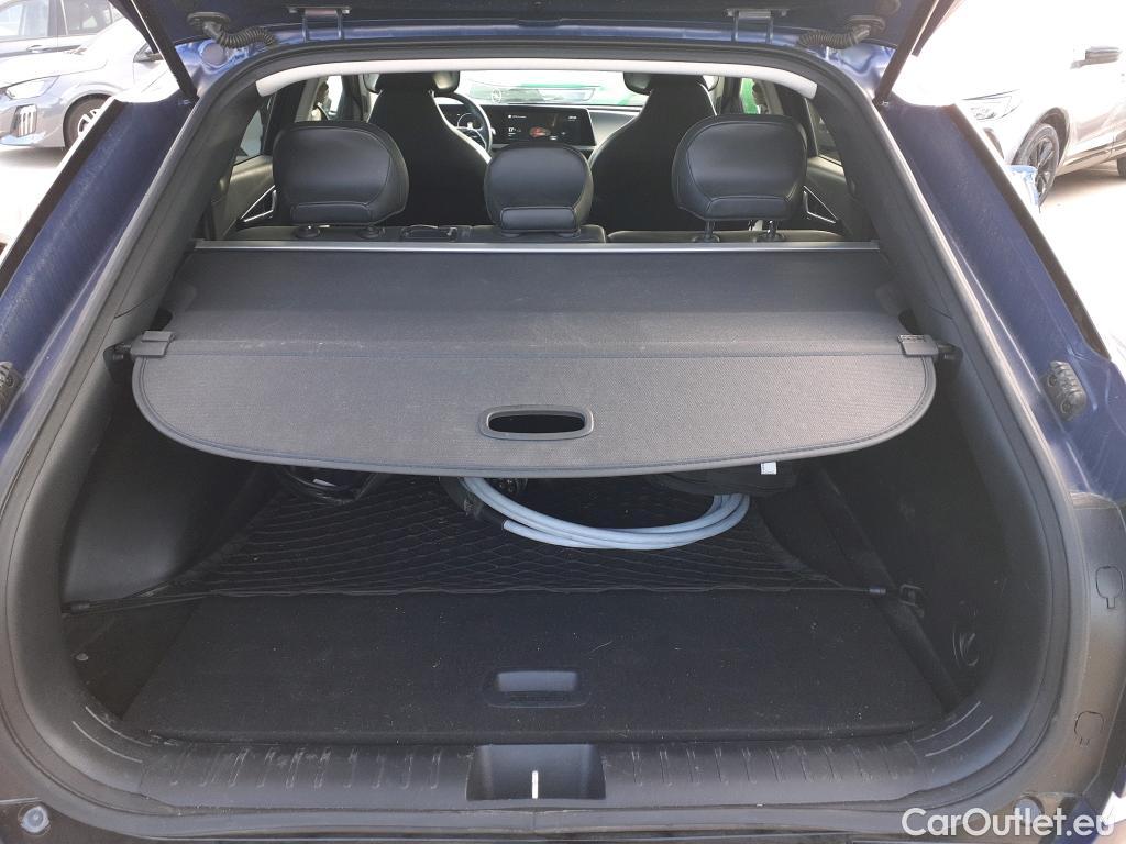 KIA  Ev6 KIA  / 2021 / 5P / todoterreno Air 77,4kWh 168kW RWD (Long Range) #8