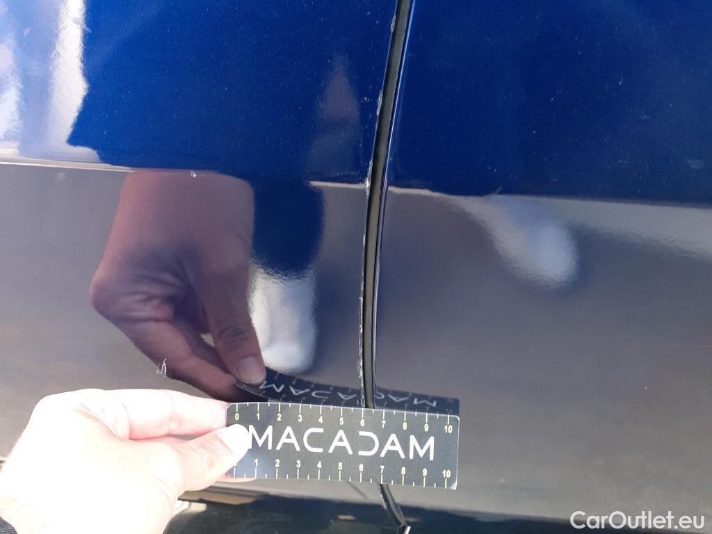 KIA  Ev6 KIA  / 2021 / 5P / todoterreno Air 77,4kWh 168kW RWD (Long Range) #9