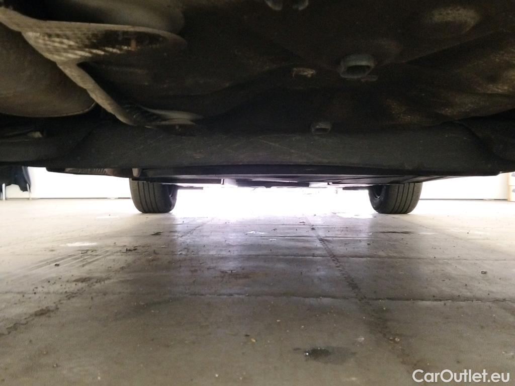 Nissan  Juke NISSAN  / 2019 / 5P / crossover DIG-T 84 kW (114 CV) 6M/T Acenta #11