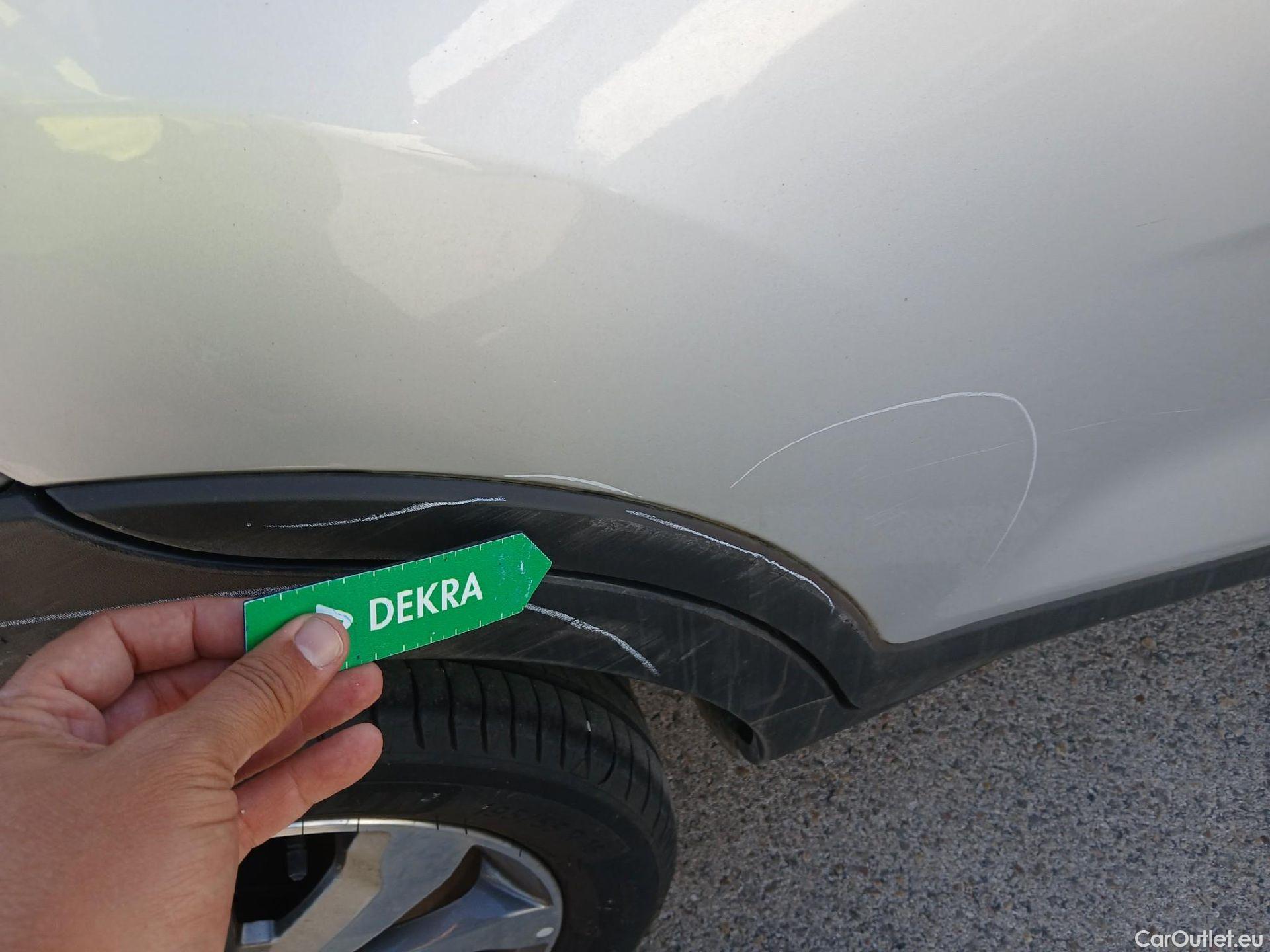 KIA  STONIC KIA  / 2017 / 5P / todoterreno 1.0 T-GDi 74kW (100CV) MHEV iMT Drive #18