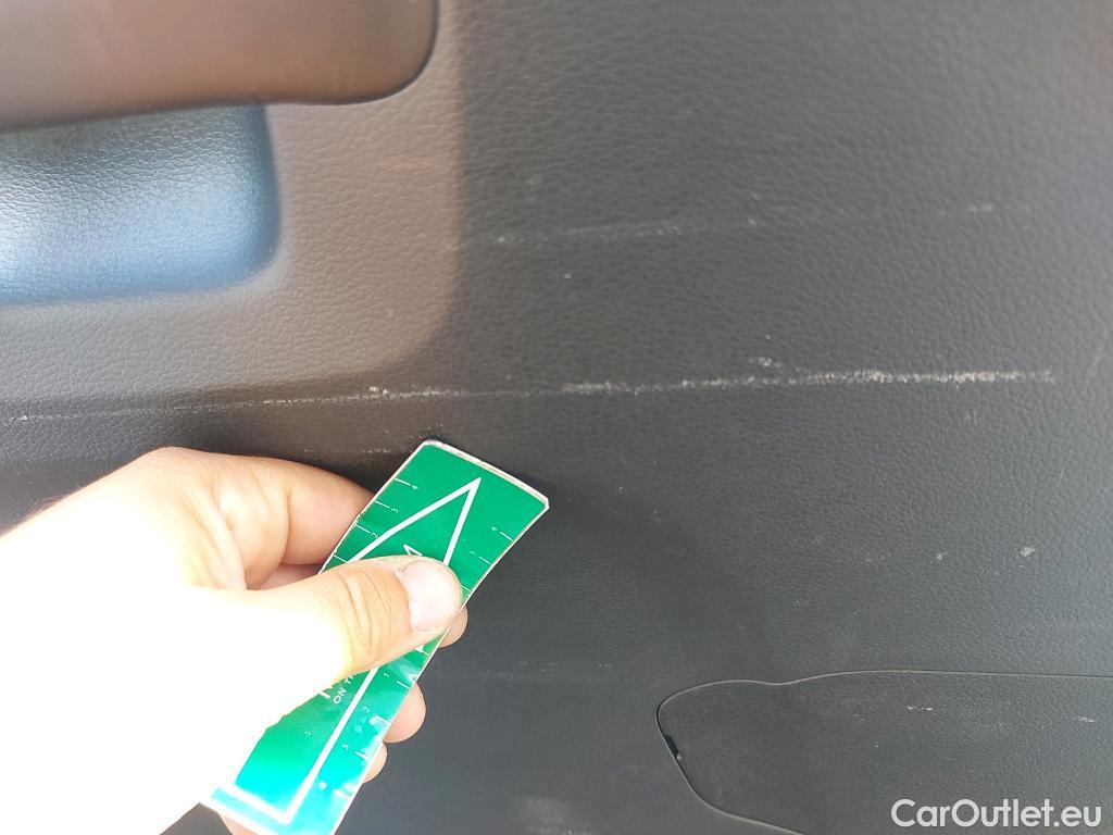 KIA  Cee'd KIA Ceed Tourer / 2021 / 5P / familiar Tourer 1.5 MHEV 103kW(140CV) GT Line DCT #12